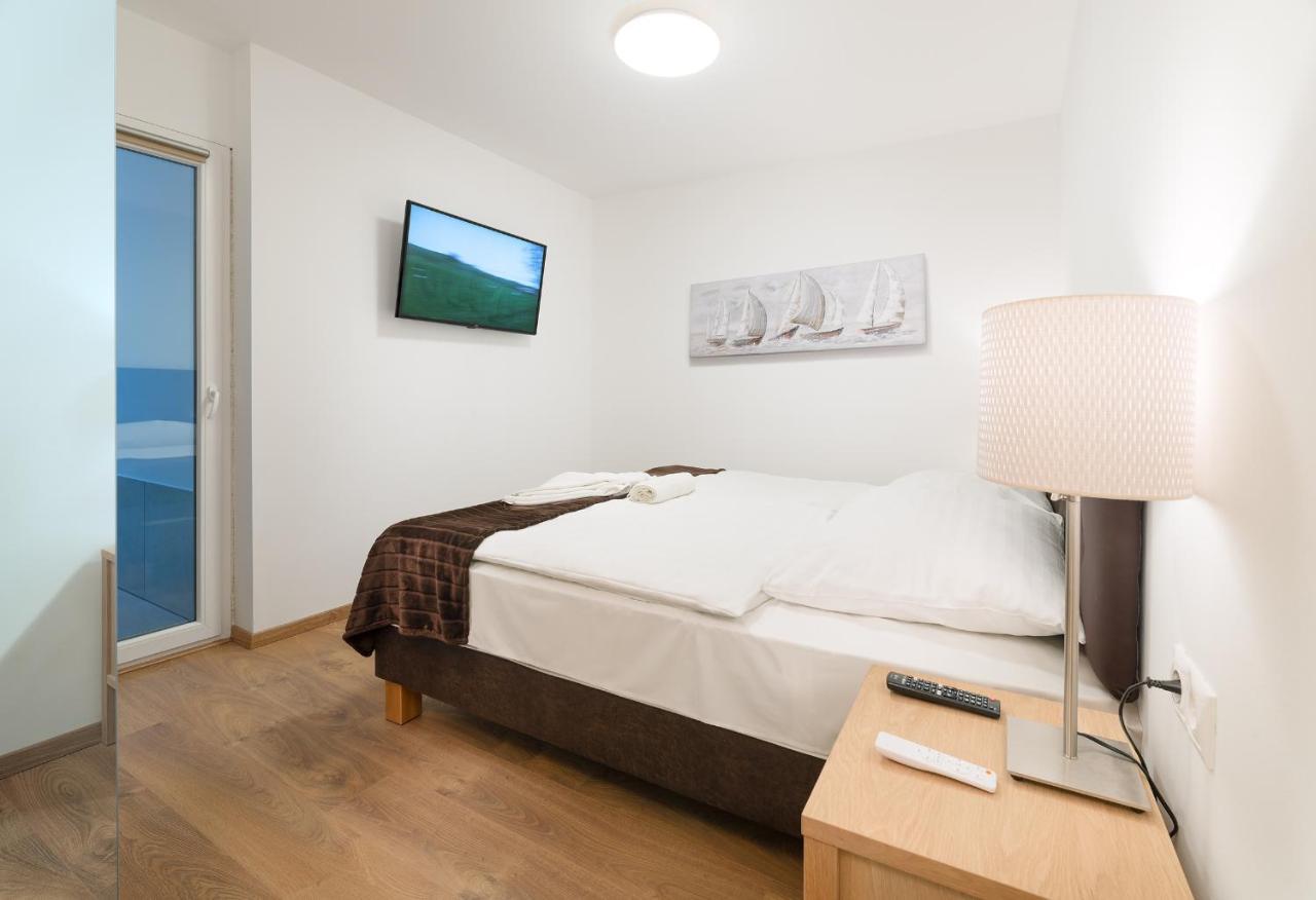 Deluxe Apartman วิเชกราด ภายนอก รูปภาพ